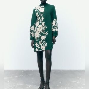 Womens Zara Green and White Floral Long Sleeve Tunic Mini Dress XS